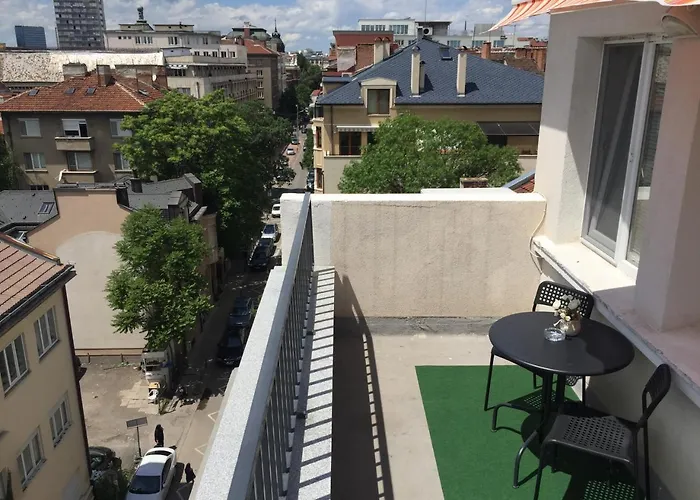 Rooftop Oscar Rooms